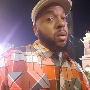 Meet your Posher, Corey